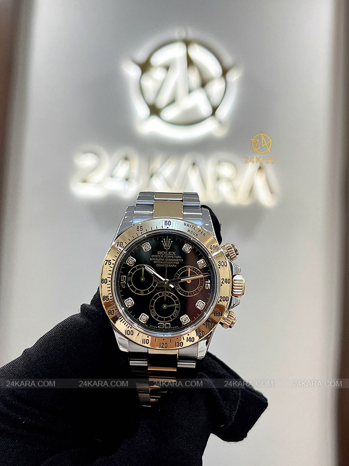 Đồng hồ Rolex Cosmograph Daytona 40 M116523-0043 116523-0043 Vàng Kim 18ct Mặt đen Cọc số Kim cương - Lướt