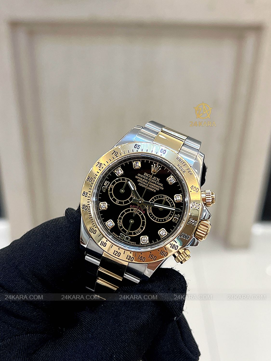 Đồng hồ Rolex Cosmograph Daytona 40 M116523-0043 116523-0043 Vàng Kim 18ct Mặt đen Cọc số Kim cương - Lướt