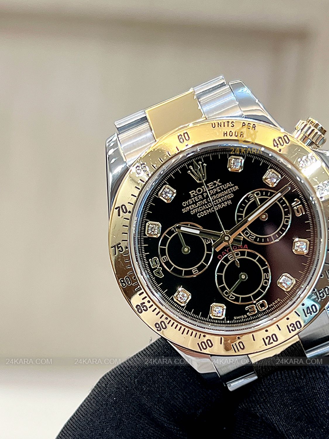 Đồng hồ Rolex Cosmograph Daytona 40 M116523-0043 116523-0043 Vàng Kim 18ct Mặt đen Cọc số Kim cương - Lướt