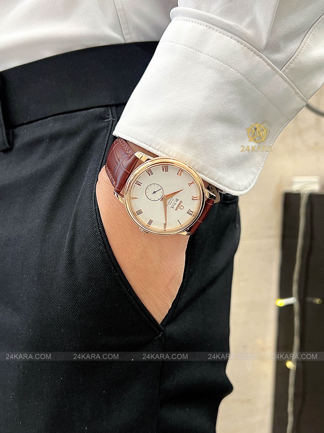 Đồng hồ Omega De Ville Prestige 4614.20.02 39 Vàng hồng 18K Roman Small seconds