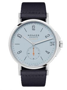 Đồng hồ Nomos Ahoi Neomatik 38 Date Sky Ref.526