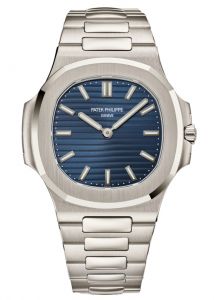 Đồng hồ Patek Philippe Nautilus 5610/1P-001 Trắng Mặt số xanh dương sunburst