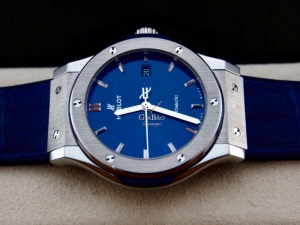 Đồng hồ Hublot Fusion Classic (lướt)