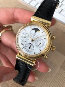 Đồng hồ IWC Da Vinci Perpetual Calendar Chronograph Gold IW3750 (lướt)