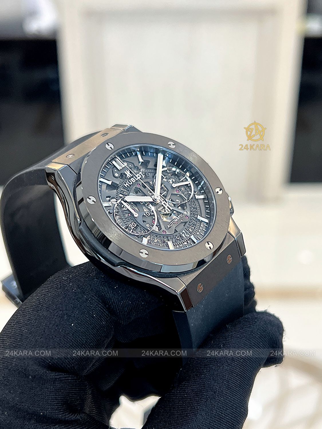 Đồng hồ Hublot Classic Fusion Aerofusion Black Magic 45 mm 525.CM.0170.RX Gốm Đen Skeleton Ceramic - Lướt