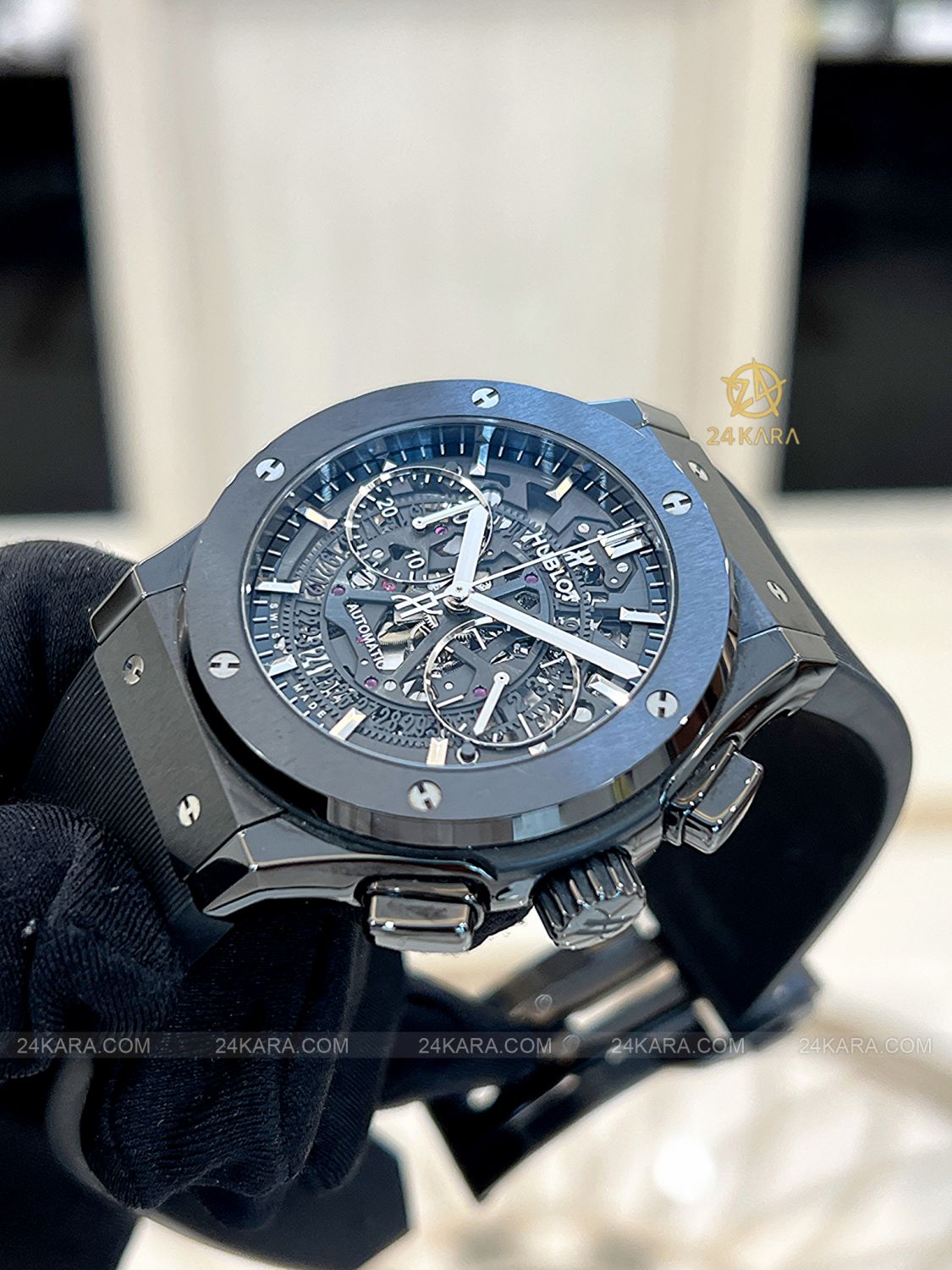 Đồng hồ Hublot Classic Fusion Aerofusion Black Magic 45 mm 525.CM.0170.RX Gốm Đen Skeleton Ceramic - Lướt