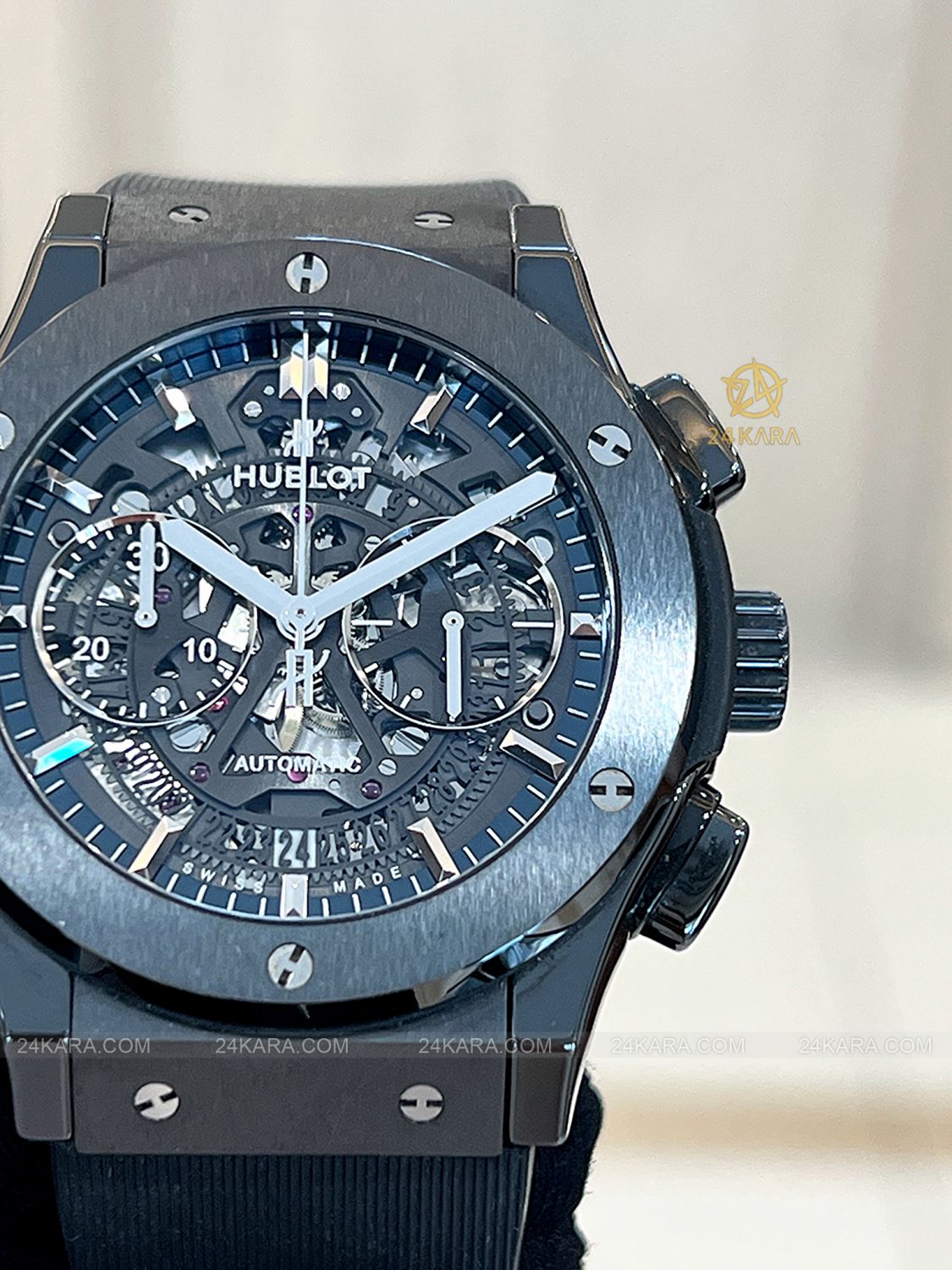 Đồng hồ Hublot Classic Fusion Aerofusion Black Magic 45 mm 525.CM.0170.RX Gốm Đen Skeleton Ceramic - Lướt