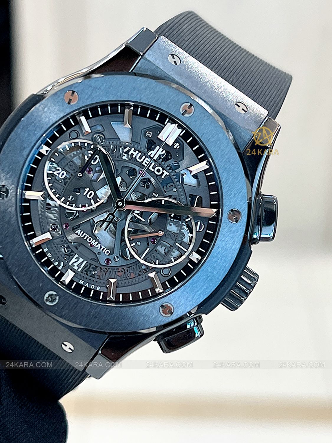 Đồng hồ Hublot Classic Fusion Aerofusion Black Magic 45 mm 525.CM.0170.RX Gốm Đen Skeleton Ceramic - Lướt
