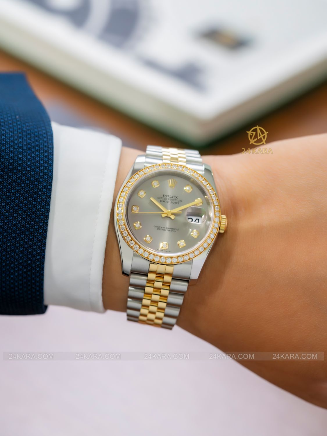 Đồng hồ Rolex Datejust 36 M116243 116243 Niềng kim cương Mặt bạc Demi vàng