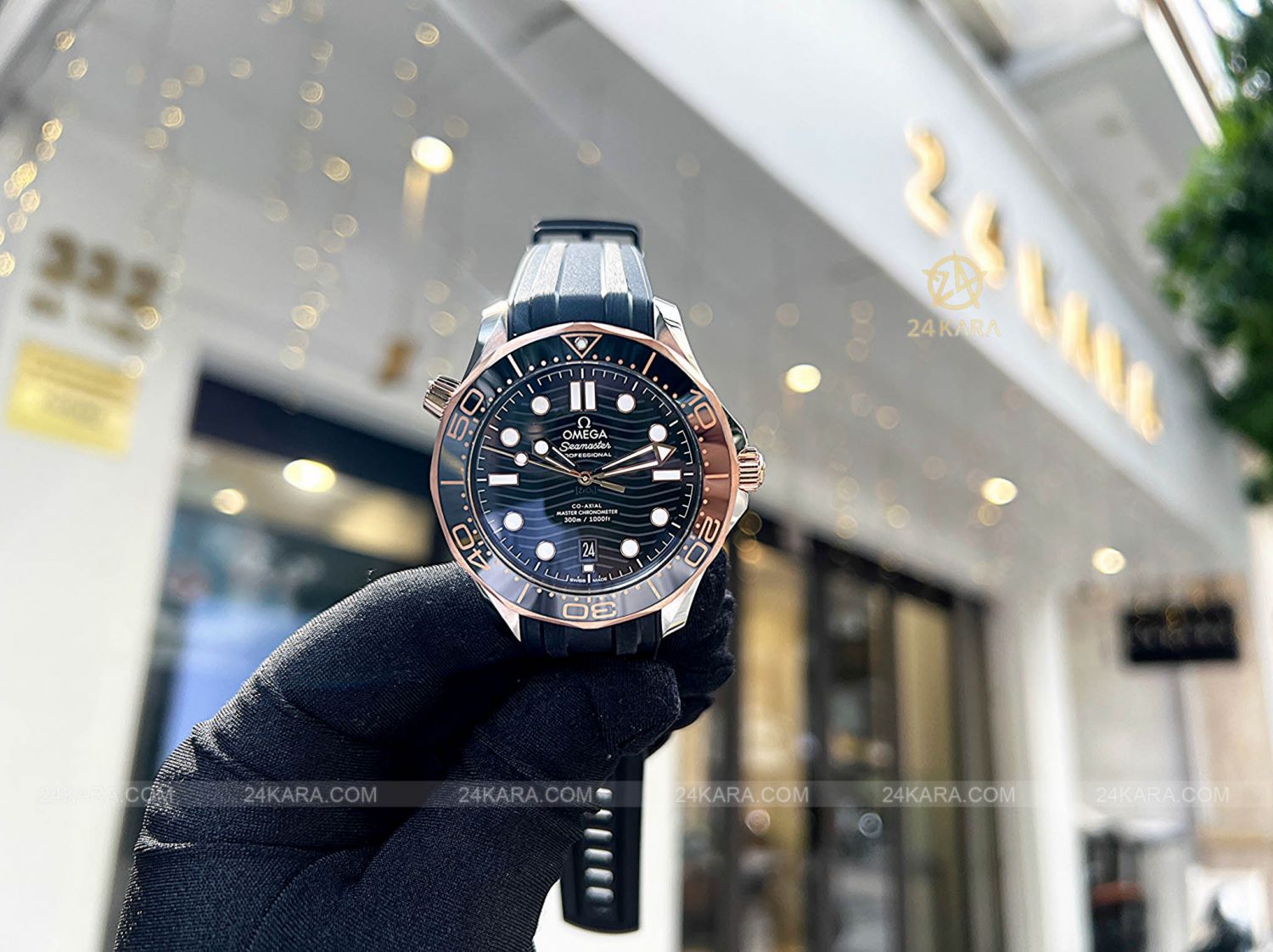 Đồng hồ Omega Seamaster Diver 300M 42 Sedna