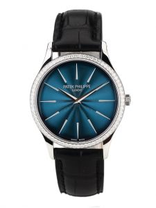 Đồng hồ Patek Philippe Calatrava 4897G-001 - Lướt