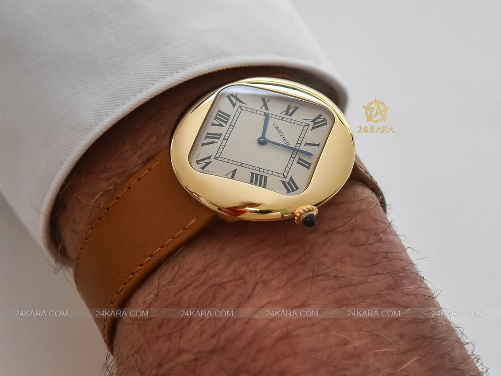 2022-cartier-pebble-watch-re-edition-crwgpb0003-hands-on-review-2
