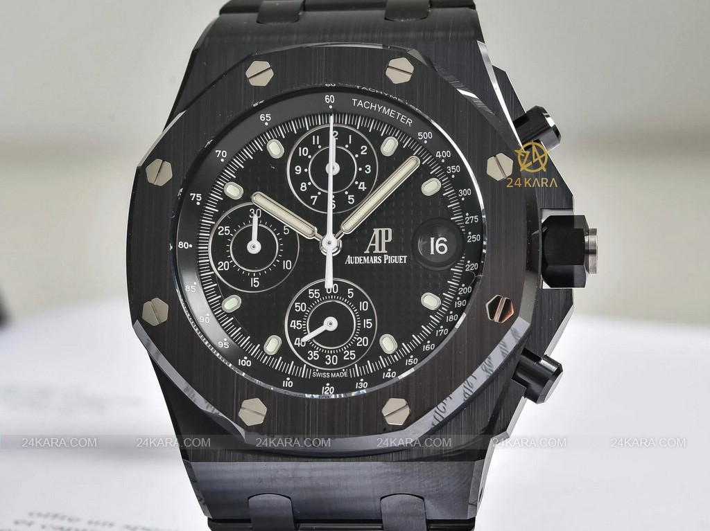 audemars-piguet-royal-oak-offshore-selfwinding-chronograph-42mm-black-ceramic-beast-26238ce-2