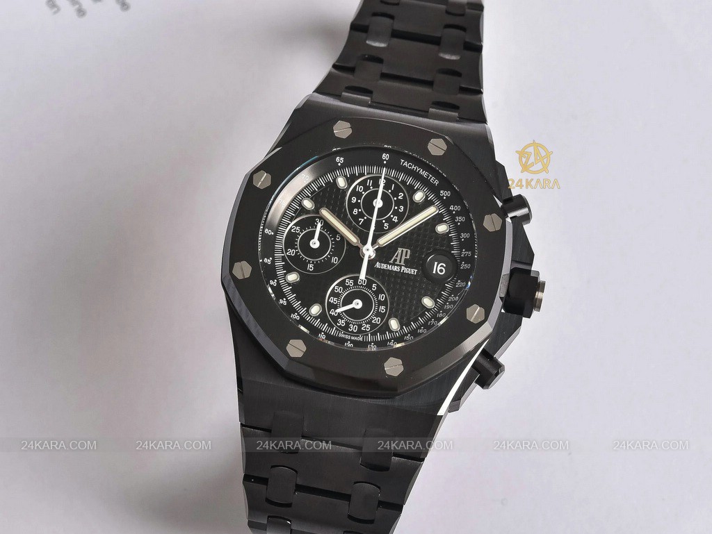 audemars-piguet-royal-oak-offshore-selfwinding-chronograph-42mm-black-ceramic-beast-26238ce-3