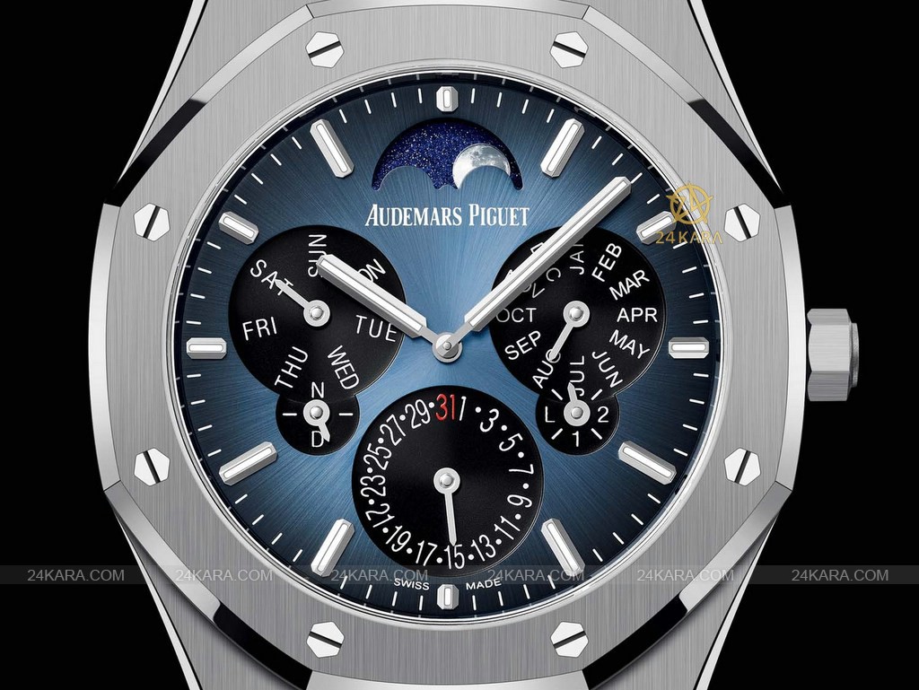 audemars-piguet-royal-oak-selfwinding-perpetual-calendar-ultra-thin-smoky-blue-dial-titanium-limited-26586ti-royal-oak-qp-ultra-thin-4