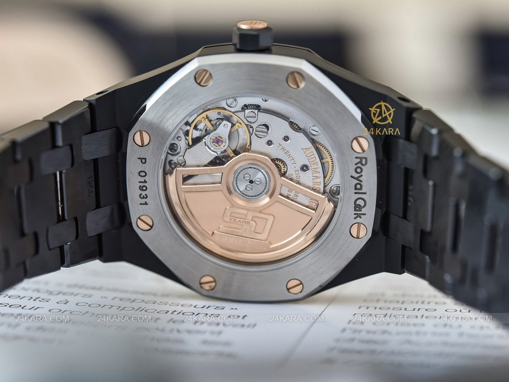 audemars_piguet_royal_oak_34mm_black_ceramic_77350ce.oo.1266ce.01-8