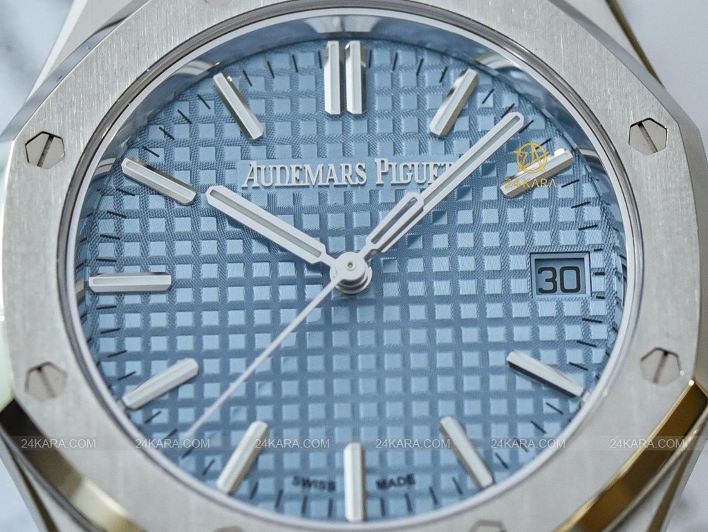 audemars_piguet_royal_oak_selfwinding_37mm_50th_anniversary-10