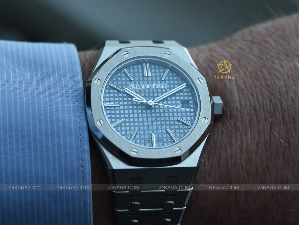 audemars_piguet_royal_oak_selfwinding_37mm_50th_anniversary-13