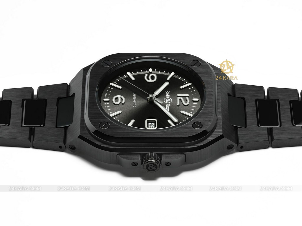 bell-and-ross-br-05-black-ceramic-collection-2024-3