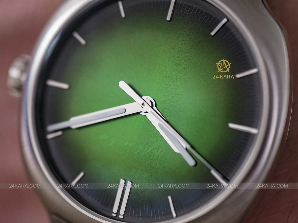 h-moser-cie-streamliner-centre-seconds-mark-2-2024-update-matrix-green-and-purple-haze-9