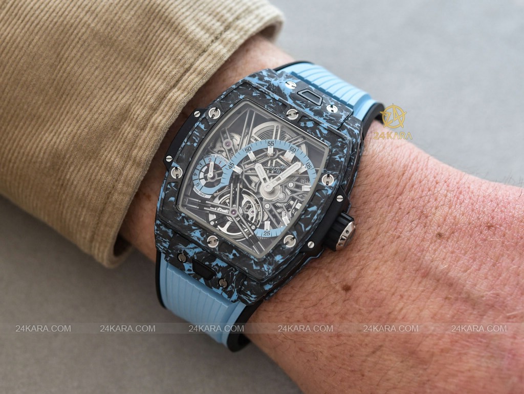 hublot-new-models-2023-lvmh-watch-week-spirit-of-big-bang-5-day-power-reserve-carbon