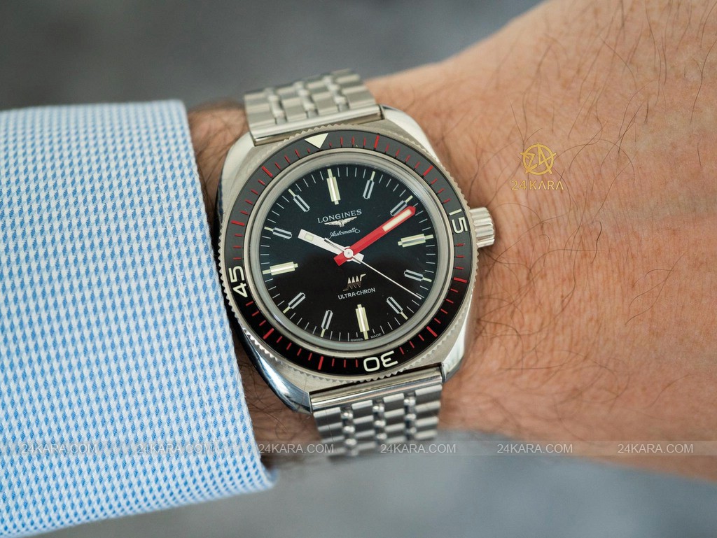 longines-ultra-chron-diver-wristshot-1