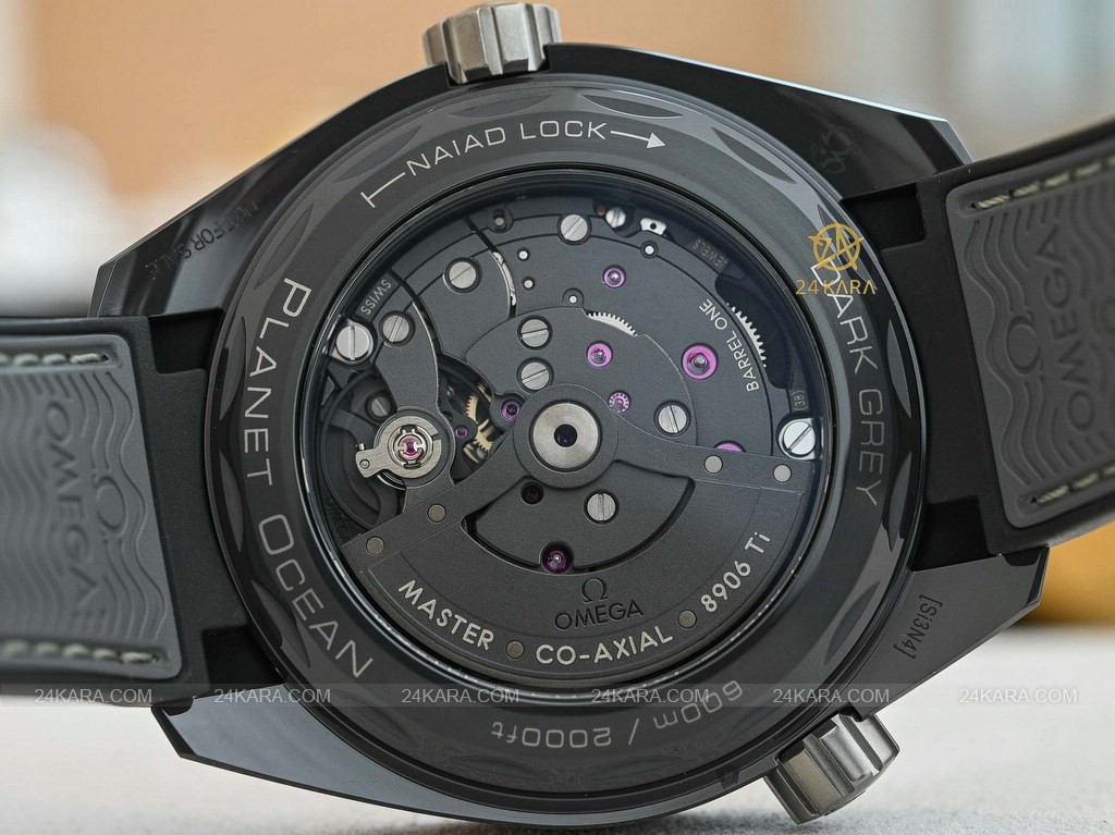 omega-planet-ocean-dark-grey-seamaster-planet-ocean-600m-gmt-dark-grey-ceramic-master-chronometer-3
