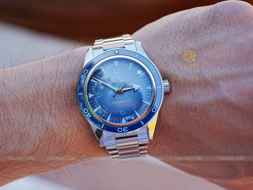 omega-seamaster-300-master-chronometer-75th-anniversary-summer-blue-gradient