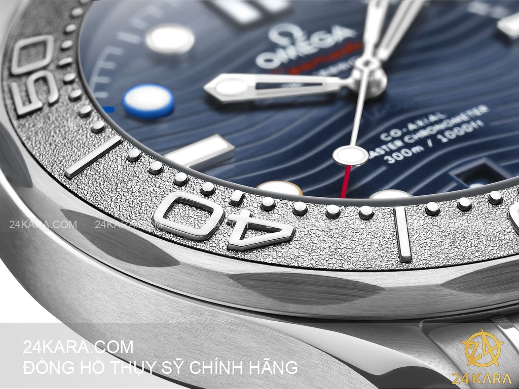 omega-seamaster-diver-300m-beijing-2022-special-edition-522-30-42-20-03-001-4