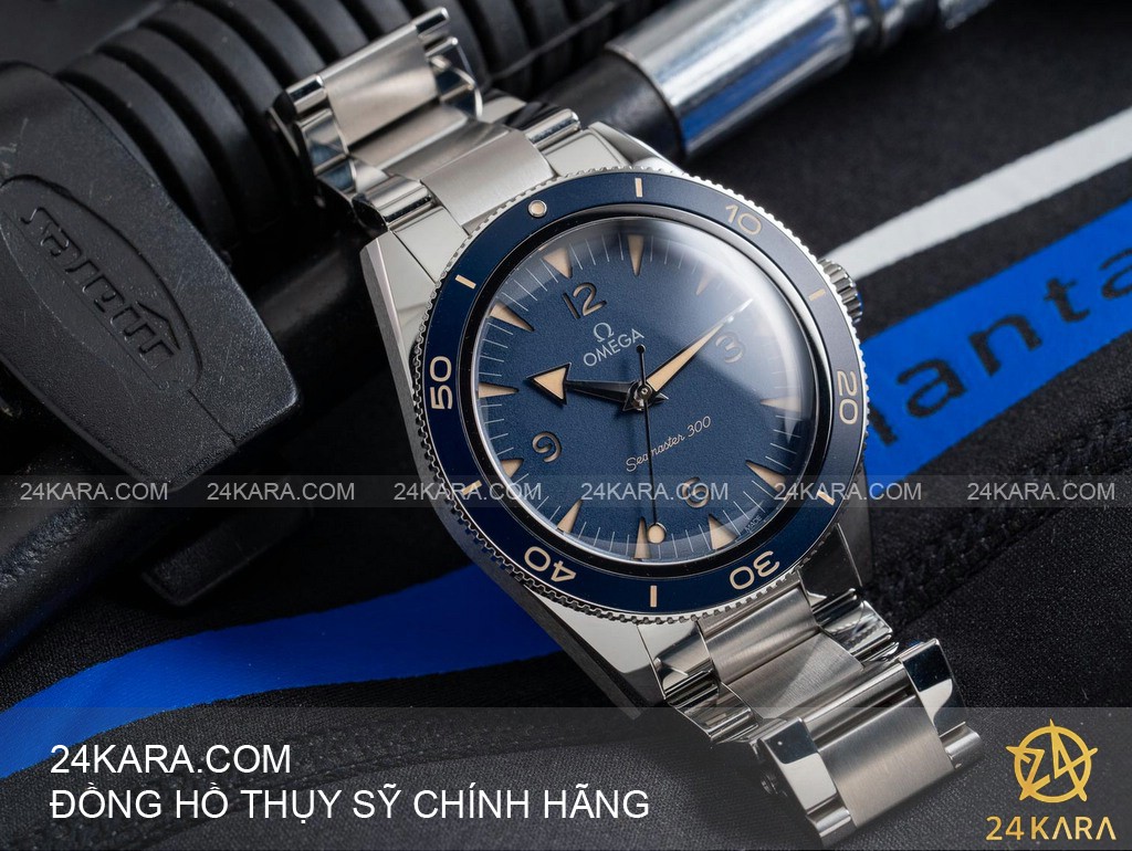 omega_seamaster_300_master_chronometer_watch_234.30.41.21.03.001-3