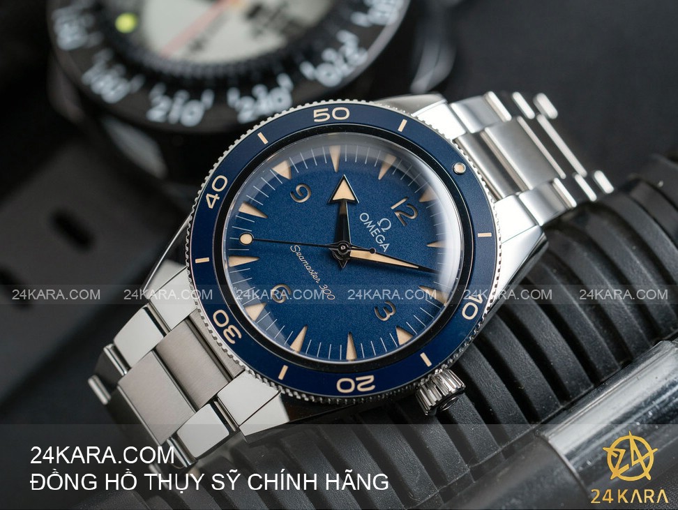 omega_seamaster_300_master_chronometer_watch_234.30.41.21.03.001-5