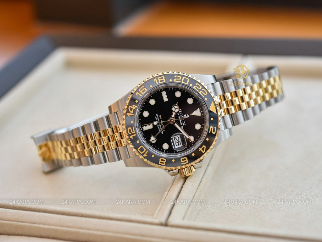 rolex-gmt-master-ii-steel-and-yellow-gold-jubilee-bracelet-2023-two-tone-126713grnr