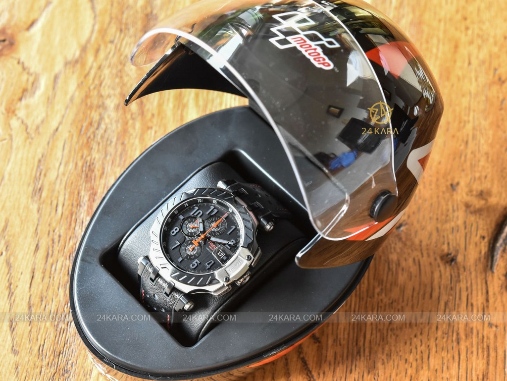 tissot_t-race_motogp_automatic_chronograph_2022_t115.427.27.057.01-9