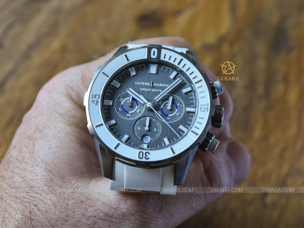 ulysse-nardin-diver-chronograph-great-white-limited-edition-3