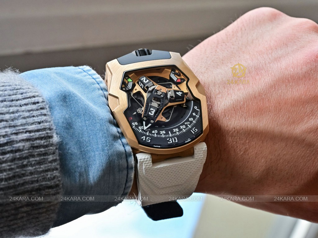 urwerk_ur-220_rg-8