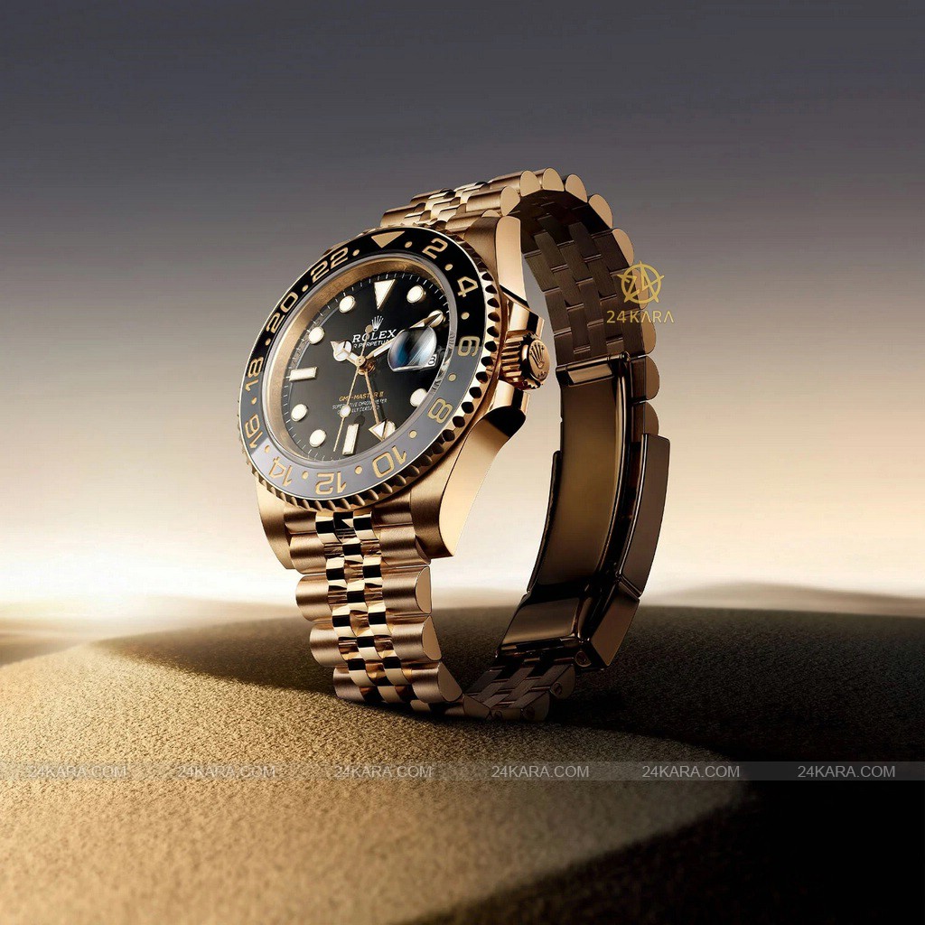 yellow-gold-and-rolesor-rolex-gmt-master-ii-grey-and-black-ceramic-bezel-2023-editions-126713grnr-126718grnr-4