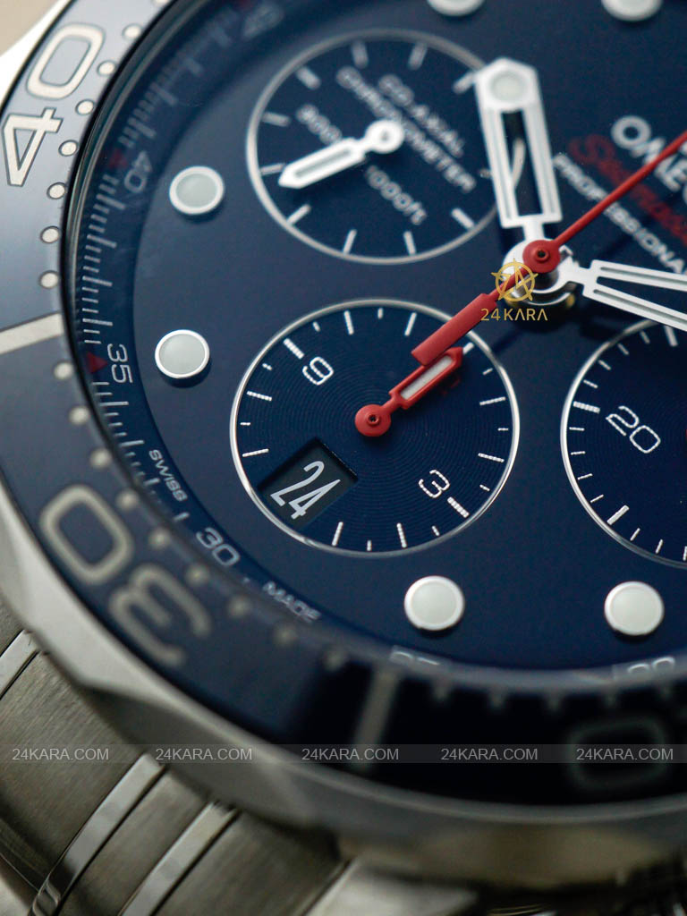 dong_ho_omega_diver_300m_coaxial_chronograph_212.30.44.50.03.001_21230445003001-13