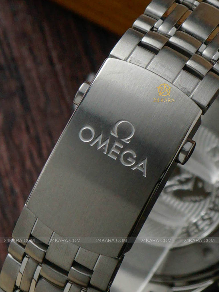 dong_ho_omega_diver_300m_coaxial_chronograph_212.30.44.50.03.001_21230445003001-9