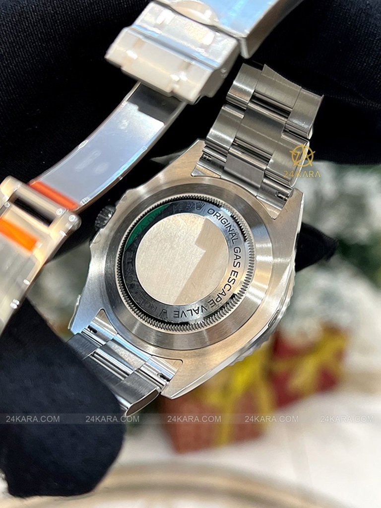 dong-ho-rolex-sea-dweller-m126600-0002-oystersteel_1