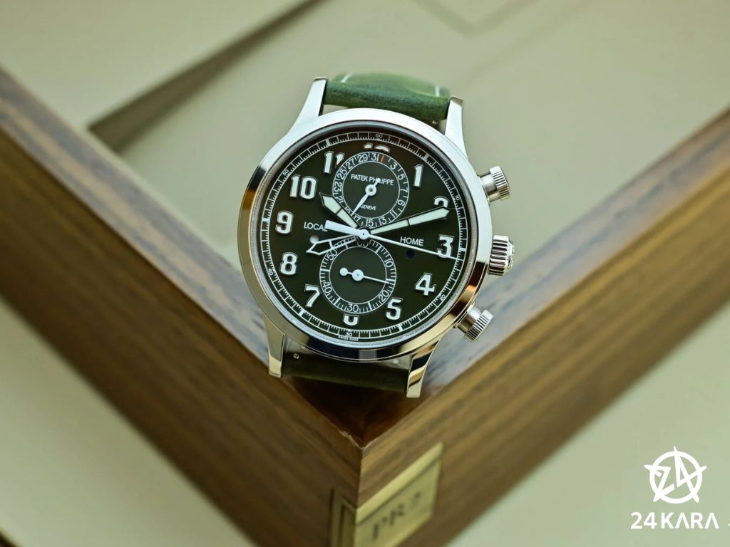 Giới thiệu bộ đôi đồng hồ Patek Philippe Calatrava Pilot Travel Time Chronograph 5924G mới