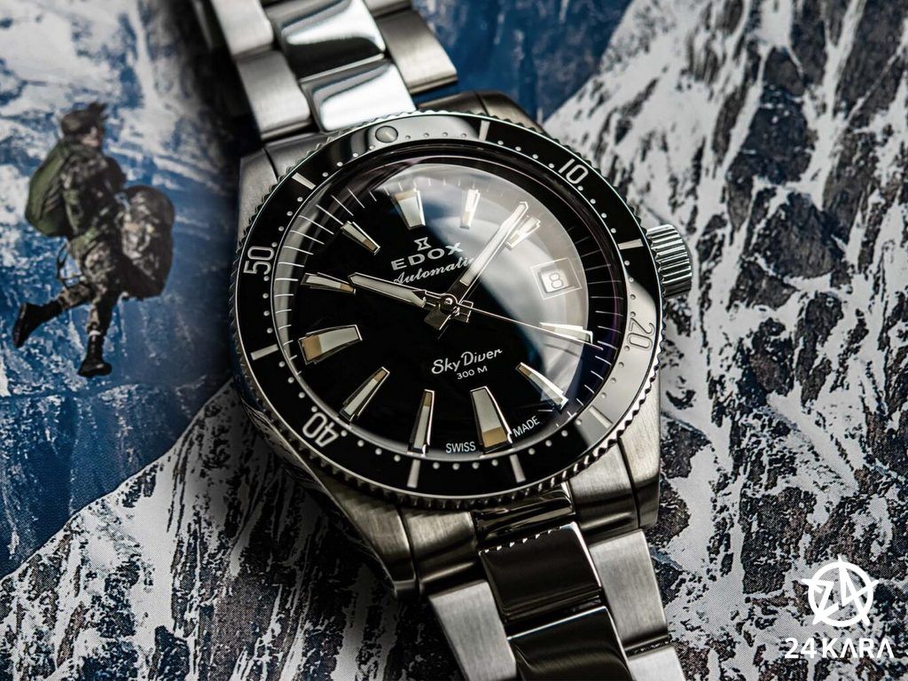 Giới thiệu bộ đôi đồng hồ Edox SkyDiver 38 Date Automatic mới