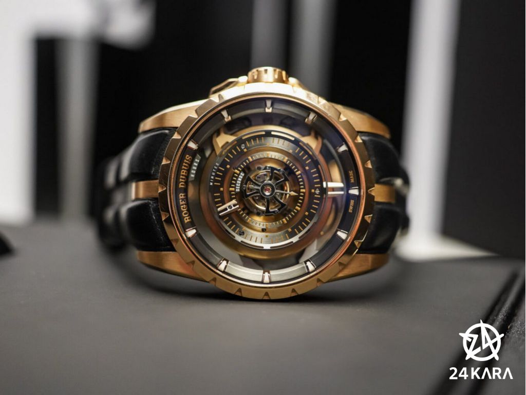 Giới thiệu đồng hồ Roger Dubuis Orbis in Machina Central Monotourbillon RDDBEX1119 mới
