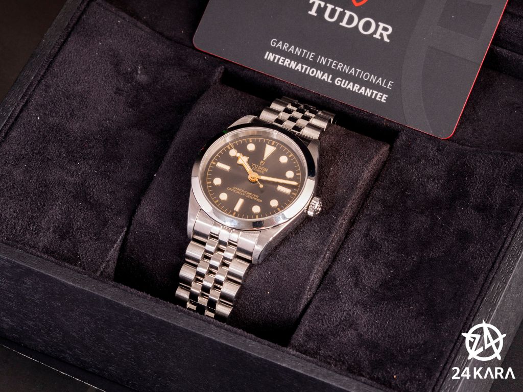 Review Tudor Black Bay 36 Jubilee M79640-0001 Mặt Số Anthracite Ánh Kim