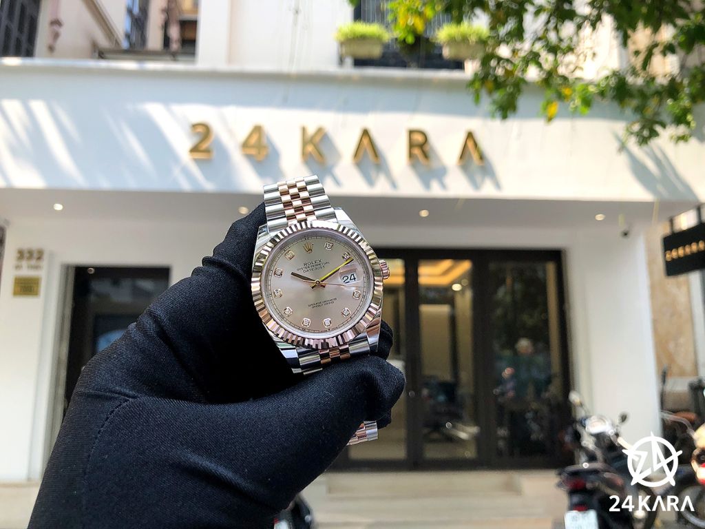 Review Rolex Datejust 41 M126331-0008 Demi Vàng Hồng Everose Mặt Sundust Nạm Kim cương