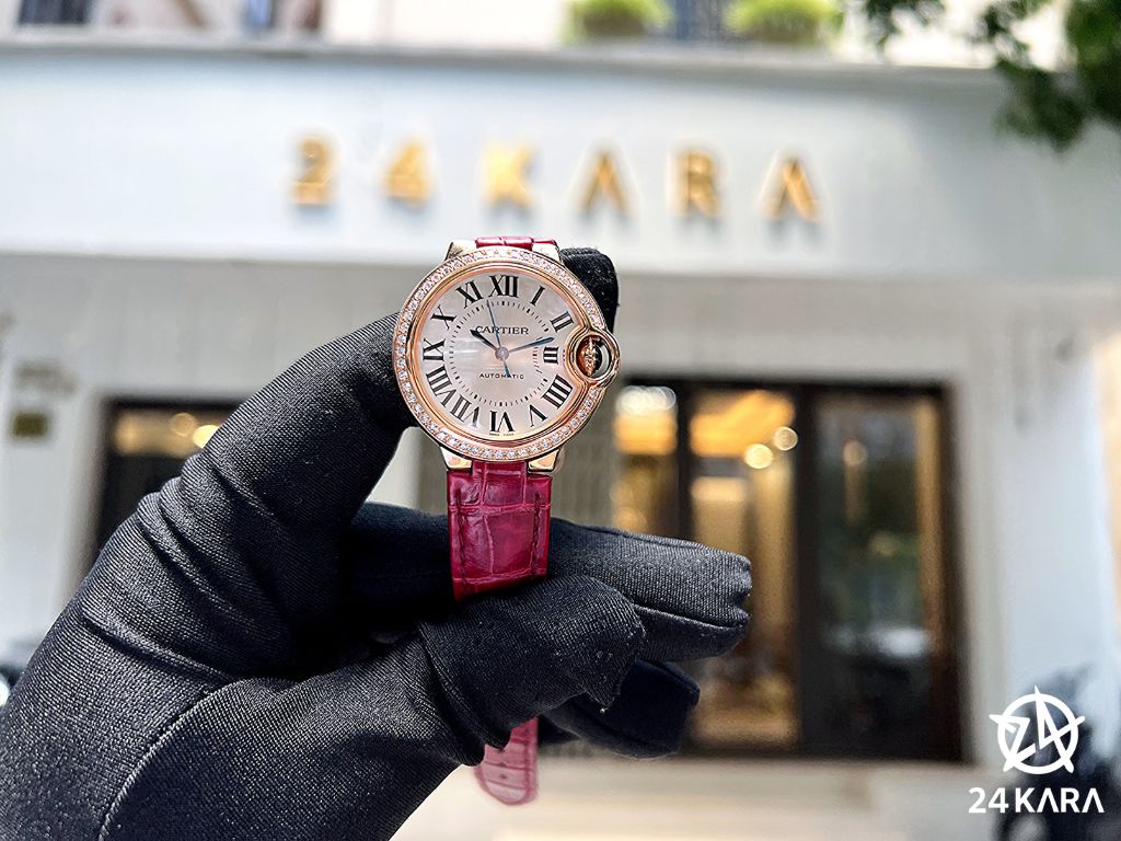 Review chi tiết đồng hồ Cartier Ballon Bleu WJBB0033 33mm Kim Cương