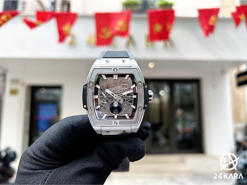 Review chi tiết Hublot Spirit of Big Bang Moonphase Titanium 647.NX.1137.RX