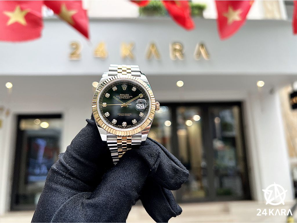 Đánh giá chi tiết đồng hồ Rolex Datejust 41 M126333-0006 Rolesor Demi Vàng Kim 18ct Mặt đen sáng