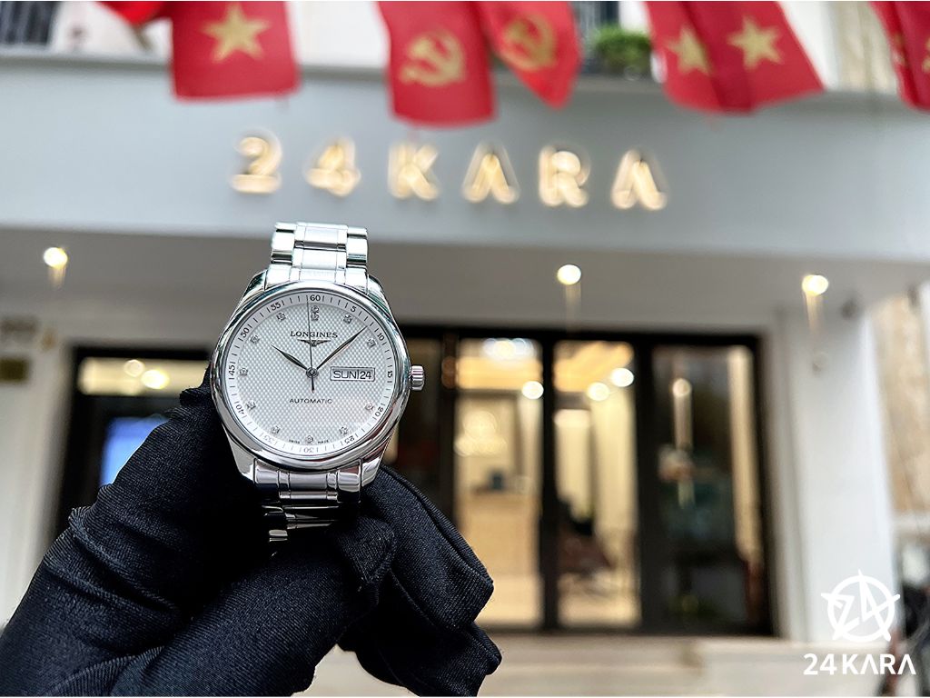 Review chi tiết đồng hồ Longines Master L2.755.4.77.6 Kim cương Day-Date