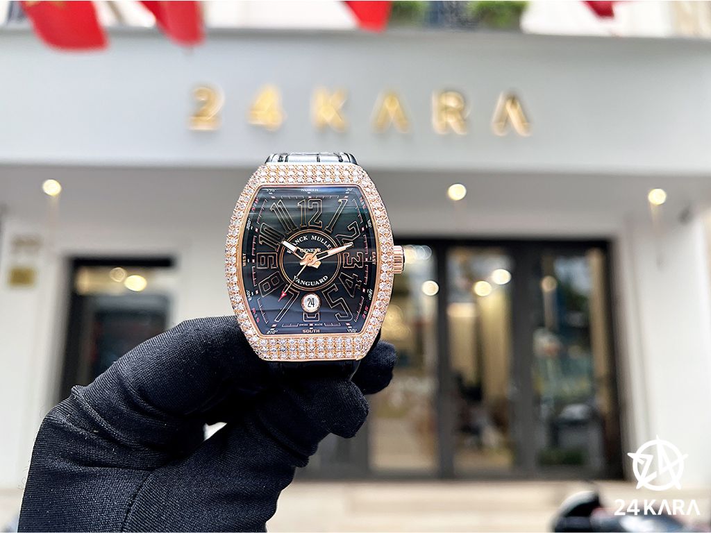 Review chi tiết đồng hồ Franck Muller Vanguard 18K Original Diamonds V 41 SC DT D NR 5N Vàng hồng Kim cương hãng mặt đen