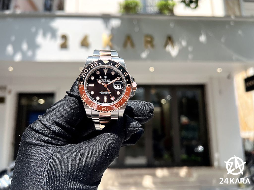 Review chi tiết đồng hồ Rolex GMT-Master II 40 Rootbear M126711CHNR-0002 Demi Vàng Rose 18ct Mặt đen